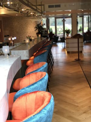 thumbnail: Bar (on property)