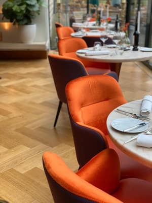 thumbnail: Restaurant