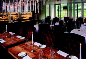 thumbnail: Restaurant