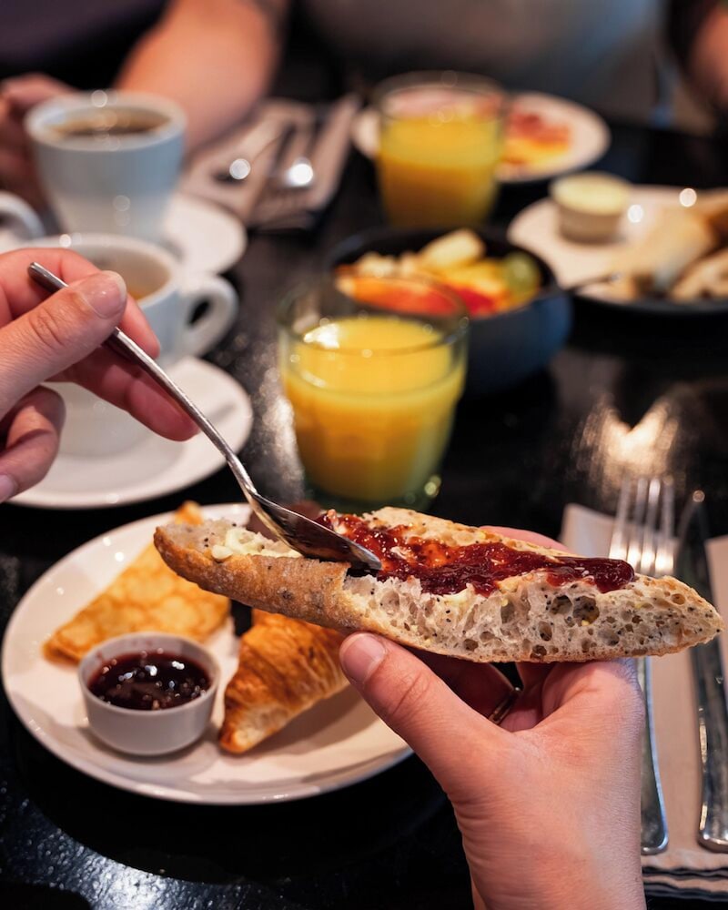 Breakfast buffet