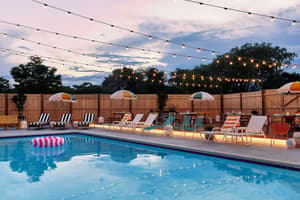 thumbnail: Pool