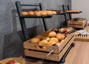 thumbnail: Breakfast area