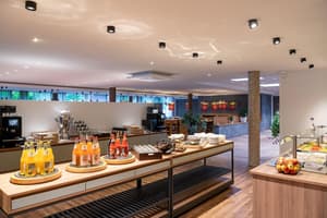 thumbnail: Breakfast area