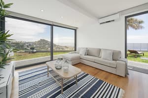 thumbnail: Interior