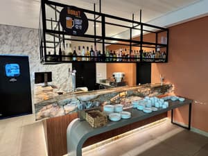thumbnail: Restaurant