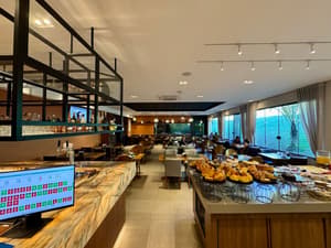 thumbnail: Restaurant