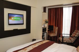 thumbnail: Room