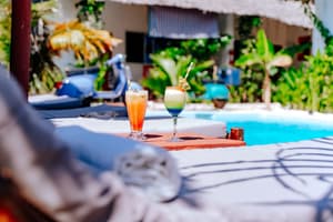 thumbnail: Pool