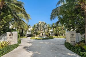 thumbnail: Property entrance
