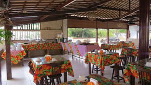 thumbnail: Breakfast area