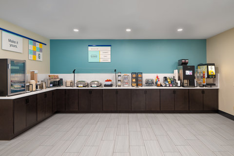 Breakfast serving stations
