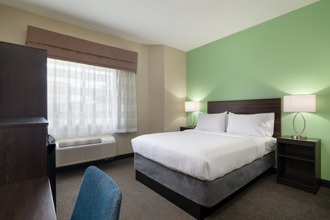 Guest room with 1 queen bed