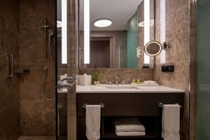 thumbnail: Bathroom shower