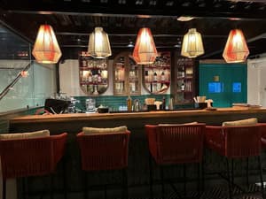 thumbnail: Bar (on property)