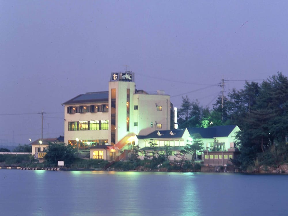 Primary image