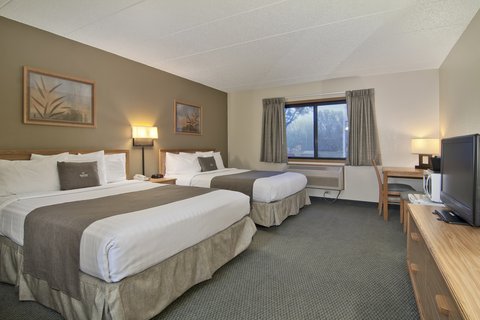 Double Queen Guestroom