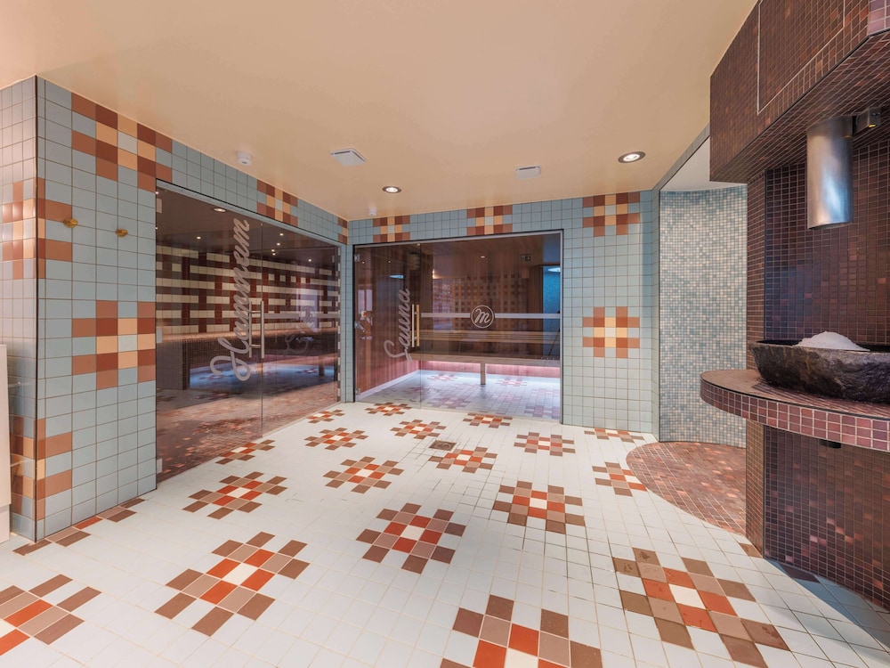 Steam room