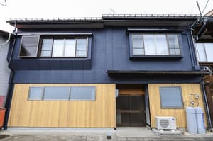 thumbnail: Exterior
