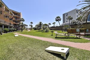 thumbnail: Exterior