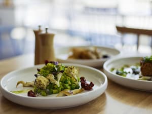 thumbnail: Restaurant