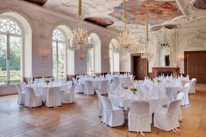 thumbnail: Banquet hall