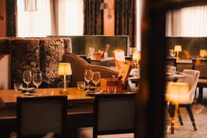 thumbnail: Restaurant