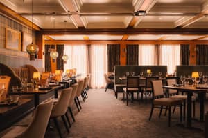 thumbnail: Restaurant