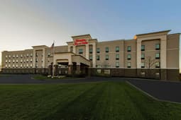 Hampton Inn & Suites Wheeling-The Highlands