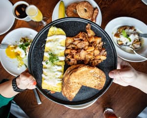 thumbnail: Restaurant