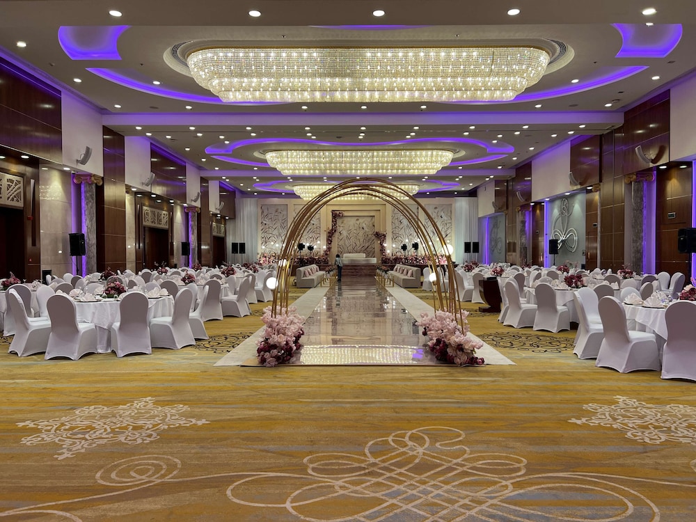 Indoor wedding