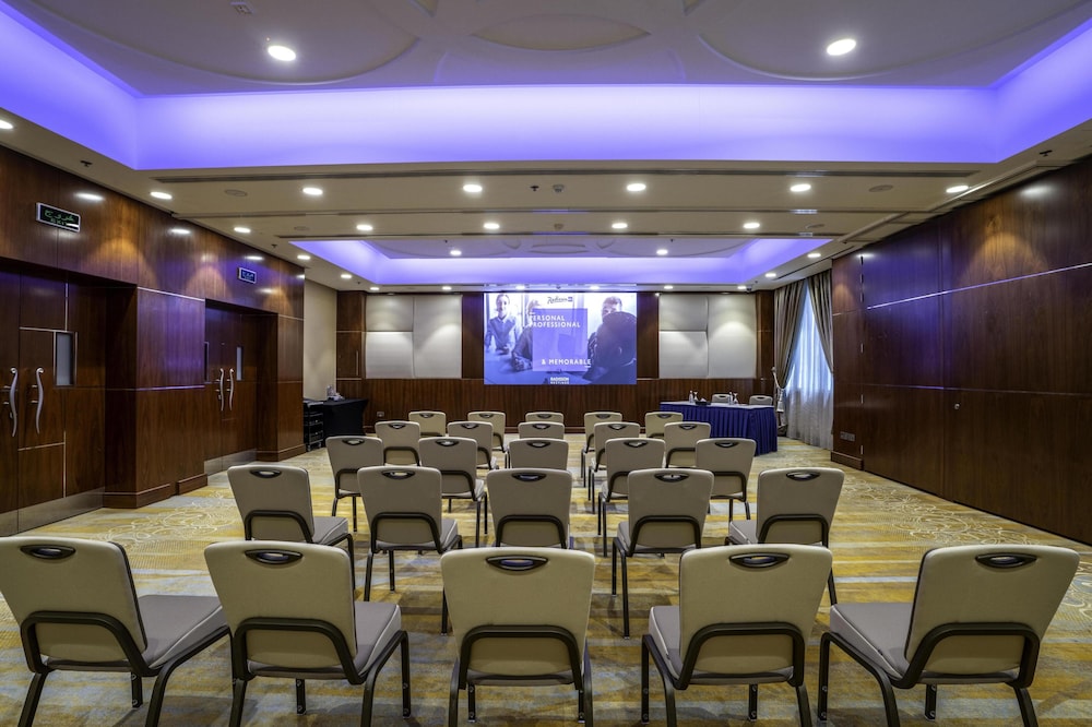 Meeting facility