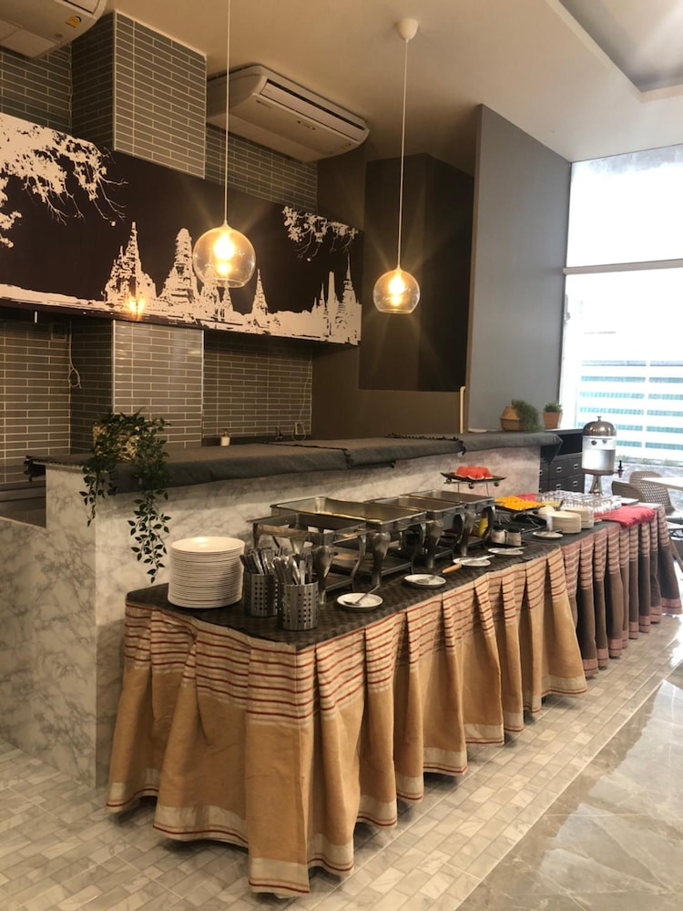 Restaurant-cafeteria