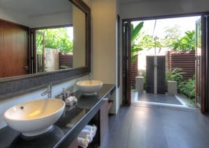 thumbnail: Bathroom sink