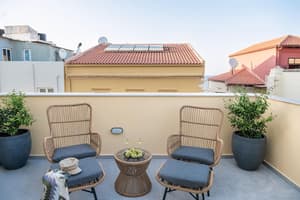 thumbnail: Balcony