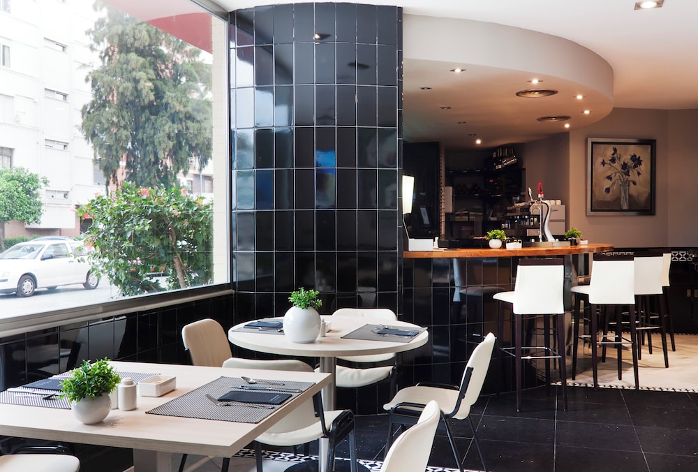 Restaurant-cafeteria