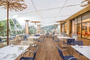 thumbnail: Restaurant