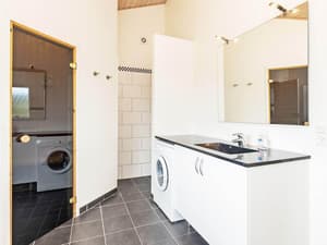 thumbnail: Interior