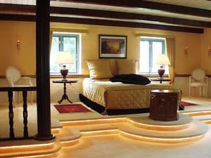 thumbnail: Interior