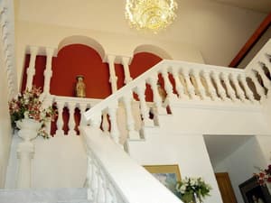 thumbnail: Interior