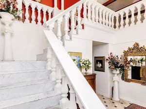 thumbnail: Interior