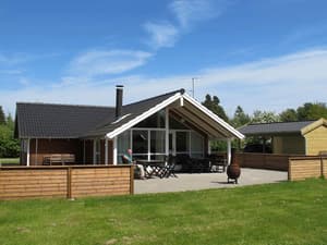 thumbnail: Exterior