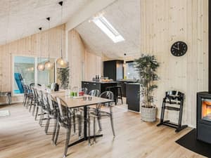 thumbnail: Interior