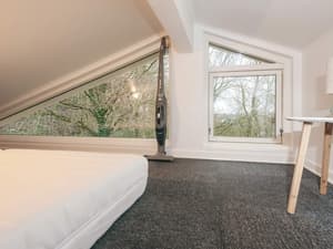 thumbnail: Interior