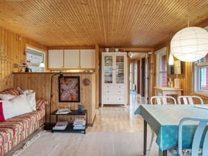 thumbnail: Interior