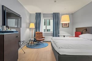 thumbnail: Room
