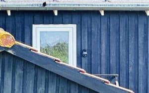 thumbnail: Exterior detail