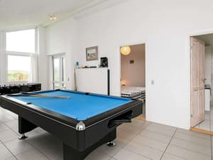 thumbnail: Interior