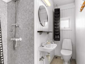 thumbnail: Interior