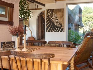 thumbnail: Interior