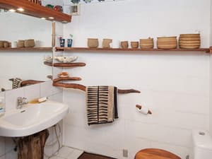 thumbnail: Interior